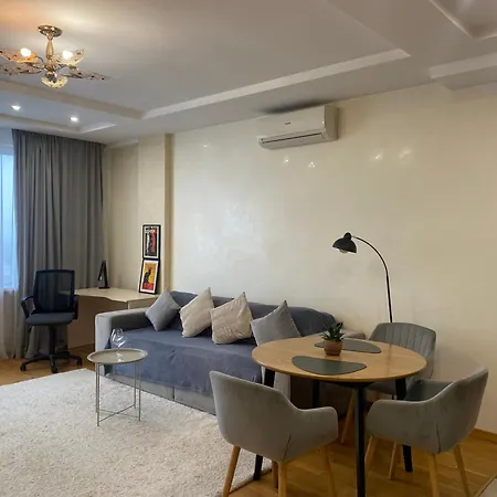 в аркадии с двумя спальнями, гостиной и двумя санузлами Apartment *