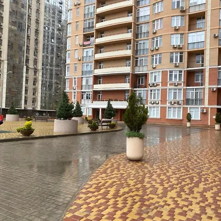 в аркадии с двумя спальнями, гостиной и двумя санузлами * Odesa